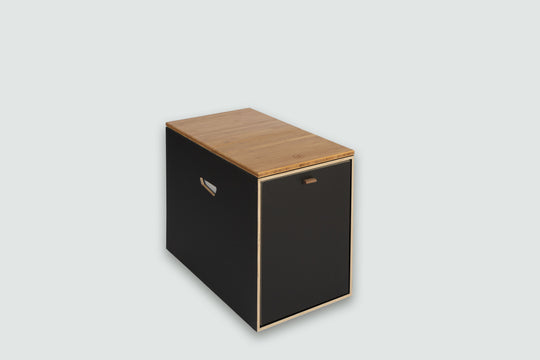Sambolero Kühlboxmodul hinter dem Fahrersitz