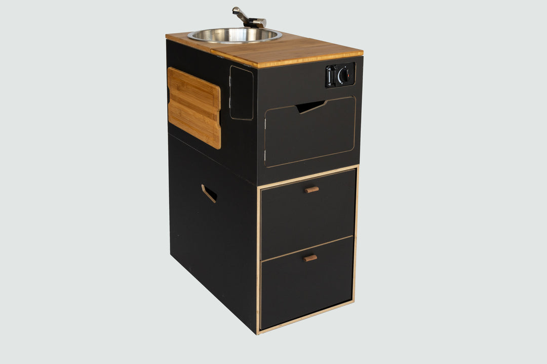 Sambolero - The two-part kitchen block behind the driver's seat